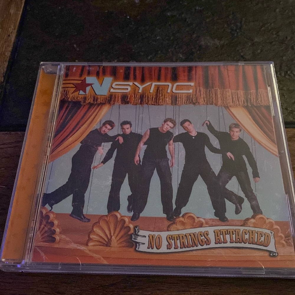 *NSYNC no strings attached CD